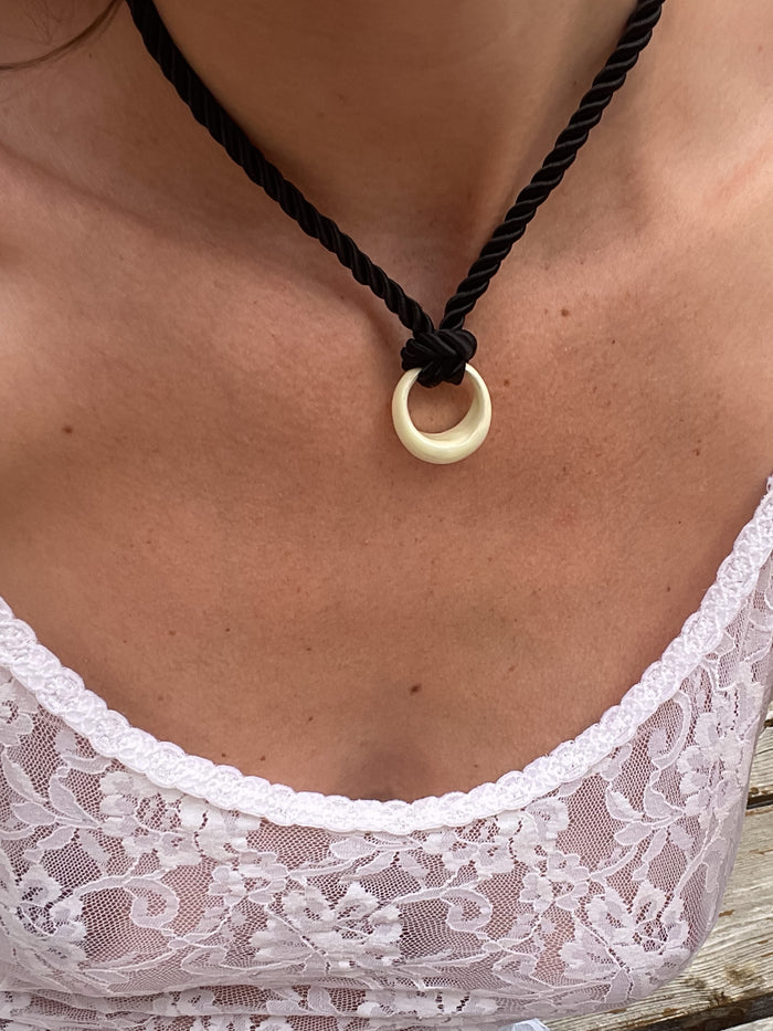 Bubble Gum Choker - Yellow