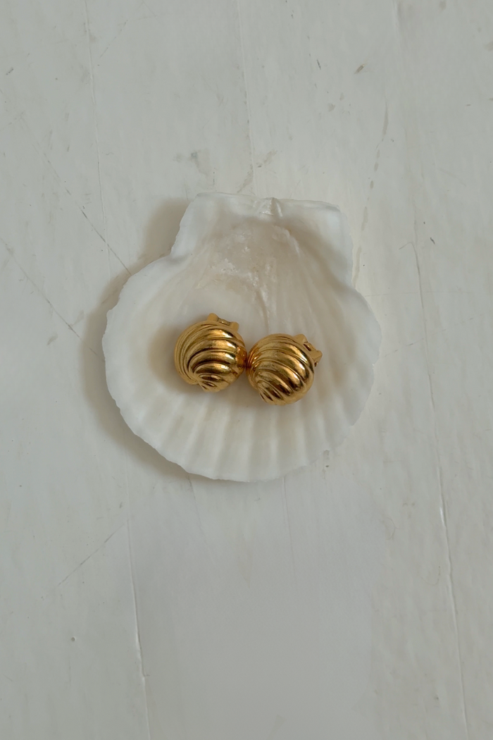 Small Ball Clip-On's