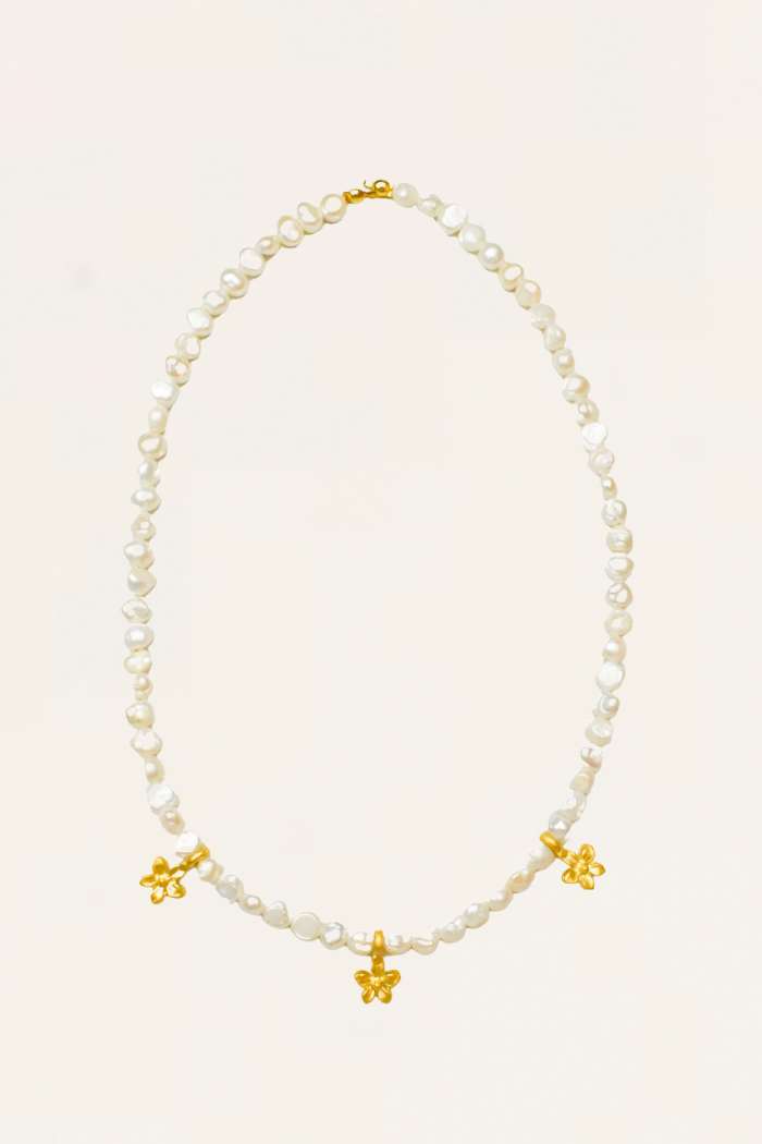 Fleur Pearl Necklace