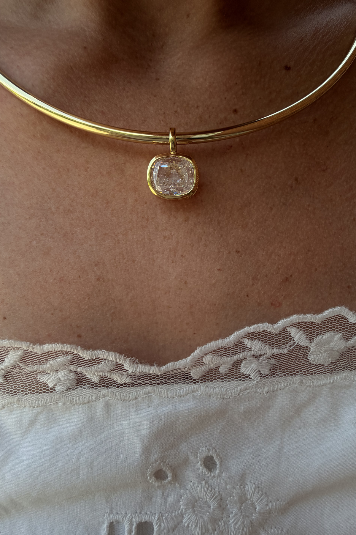 Baguette Diamond Collar - Gold - Clasp