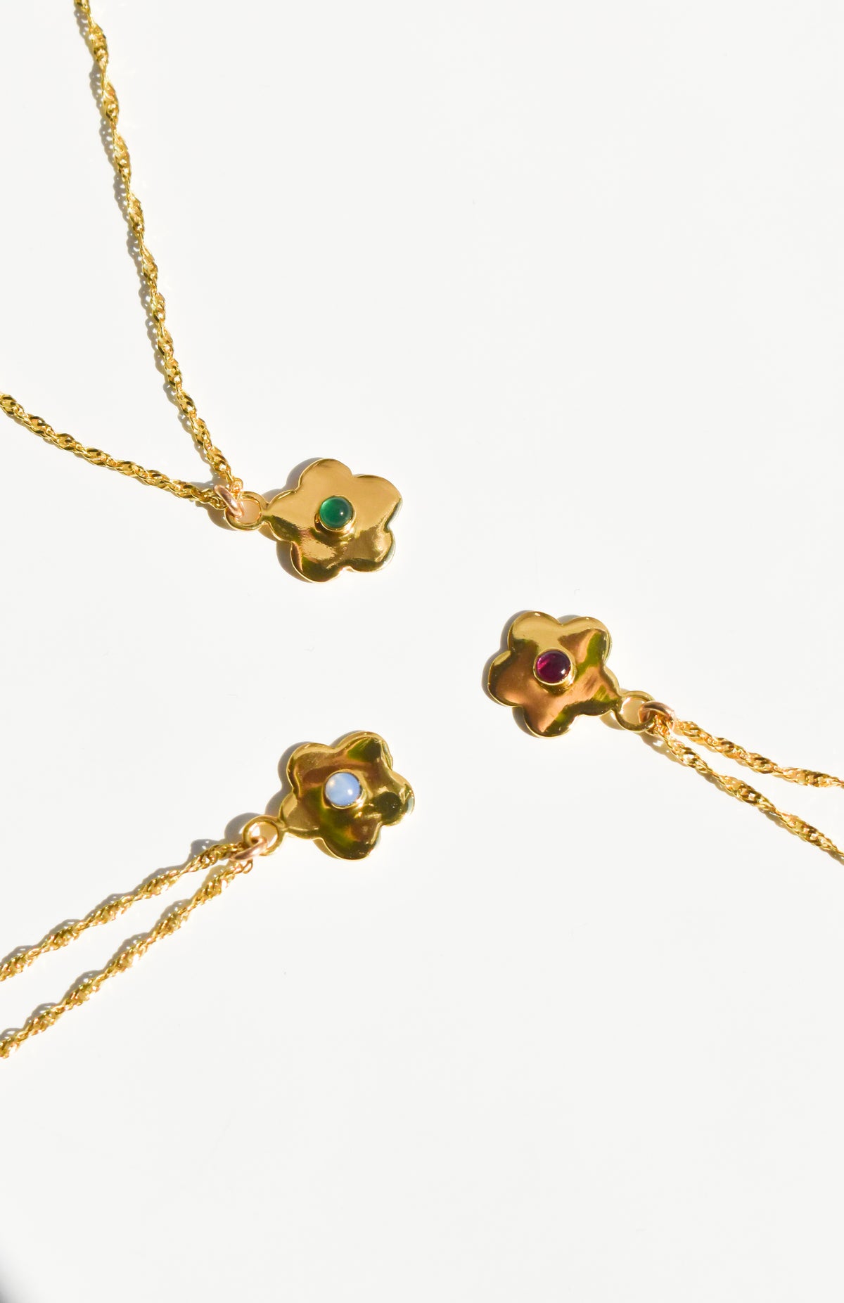Mini Daisy Gemstone Necklace - Emerald