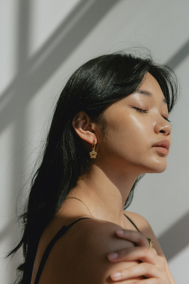 Daisy Gemstone Hoops - Emerald