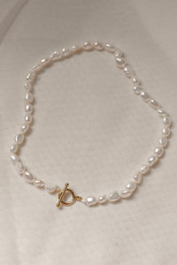 Gemma Pearl Necklace